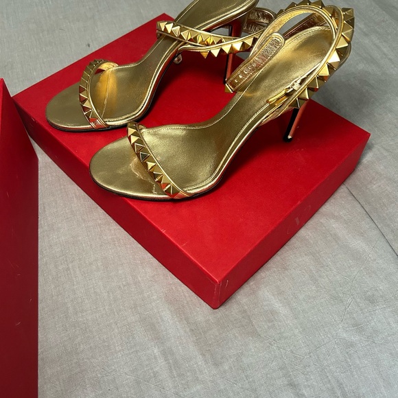 Valentino Rockstud Heel Sandals - Picture 2 of 10